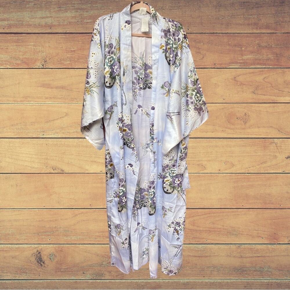 NEW Vintage Ichiban traditional Japanese floral kimono
